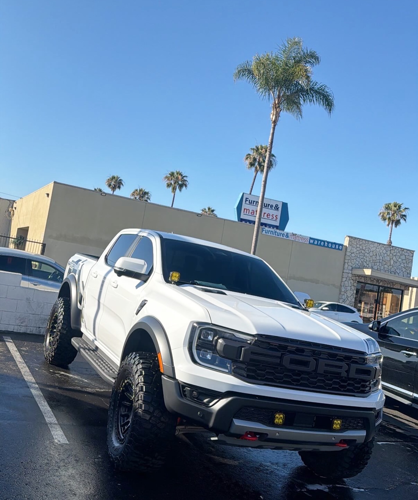 Showroom finish mobile detailing San Diego
